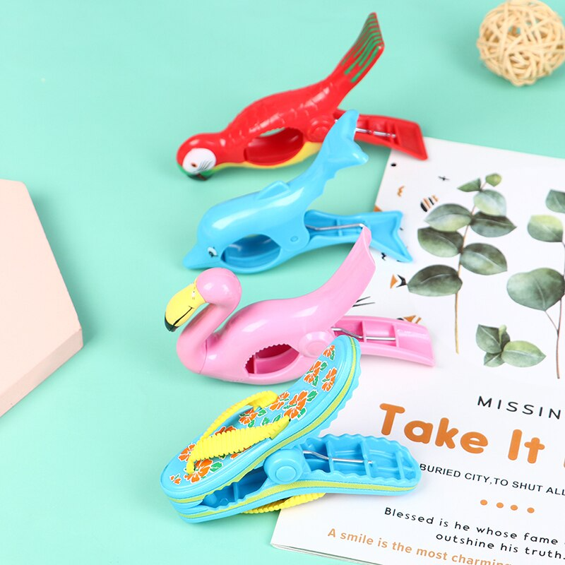 Cartoon Beach Towel Holder Clip Set