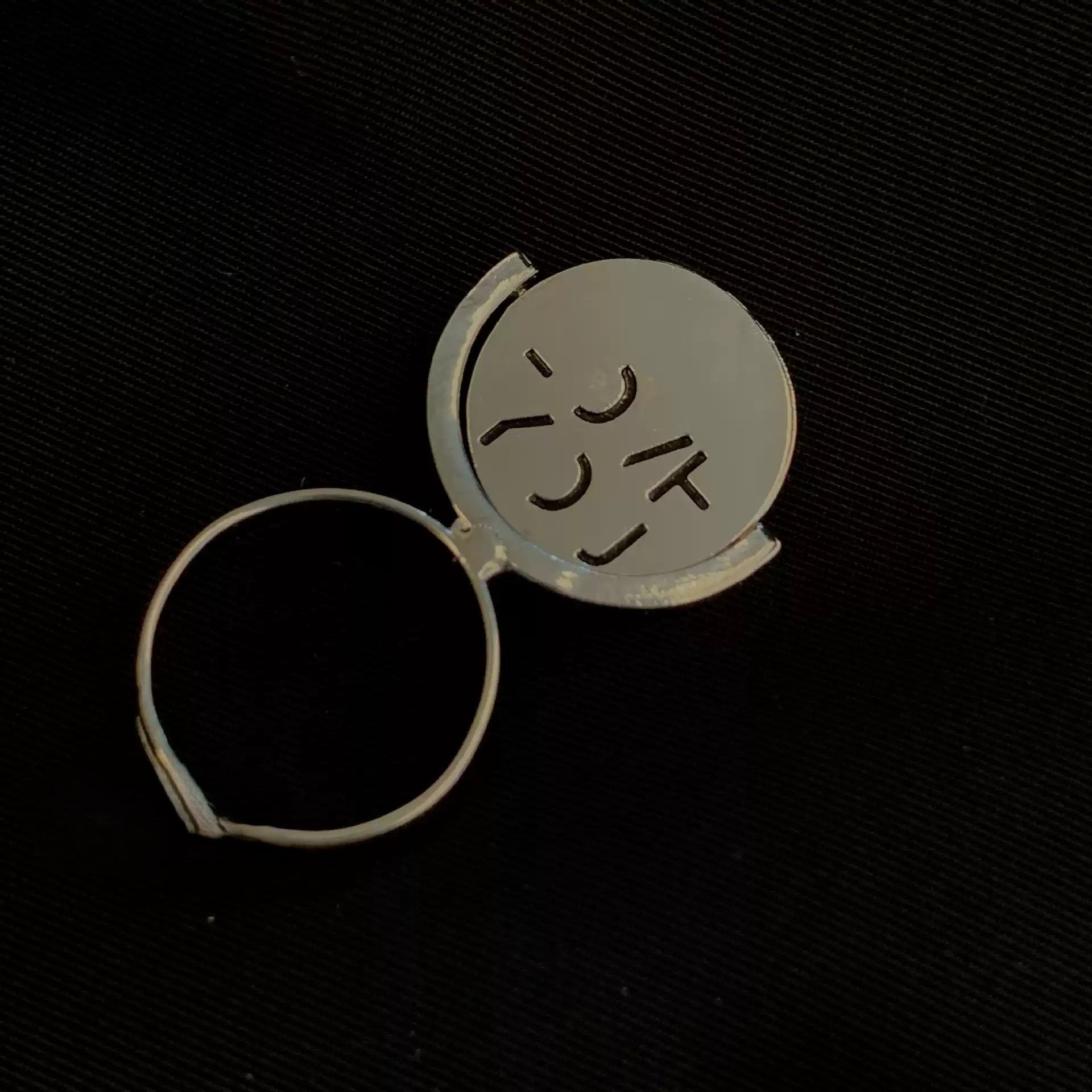 Rotating Disc I Love You Couple Ring