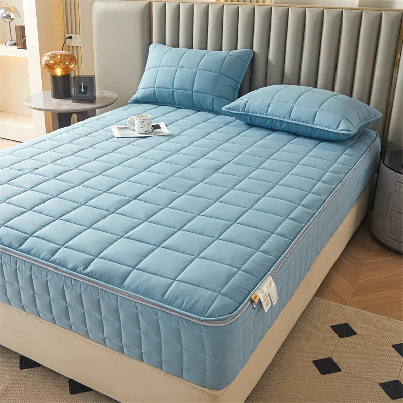 Premium Breathable Noiseless Waterproof Zip Mattress Protector