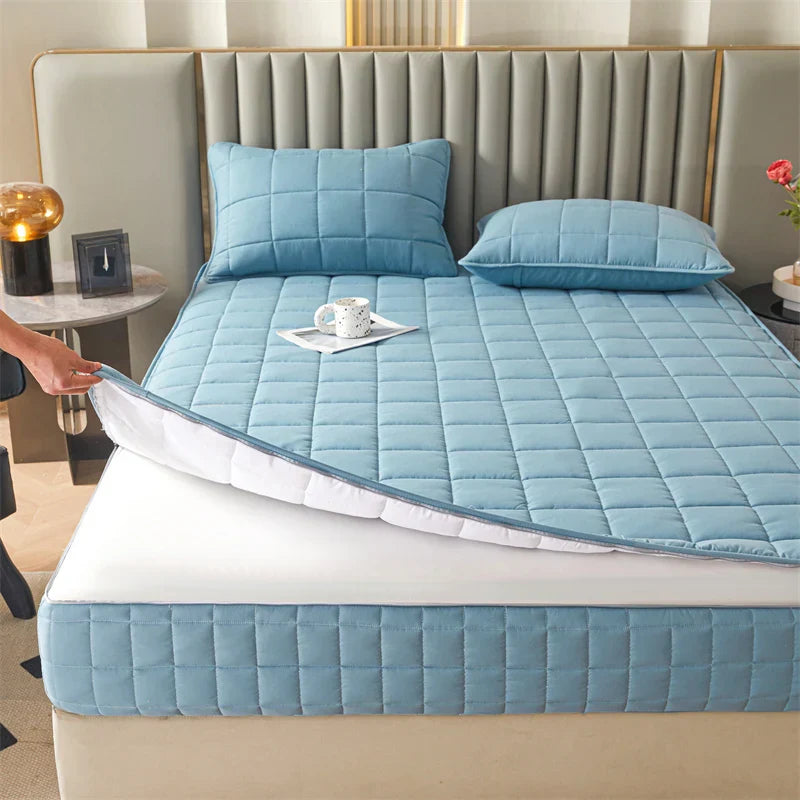 Premium Breathable Noiseless Waterproof Zip Mattress Protector