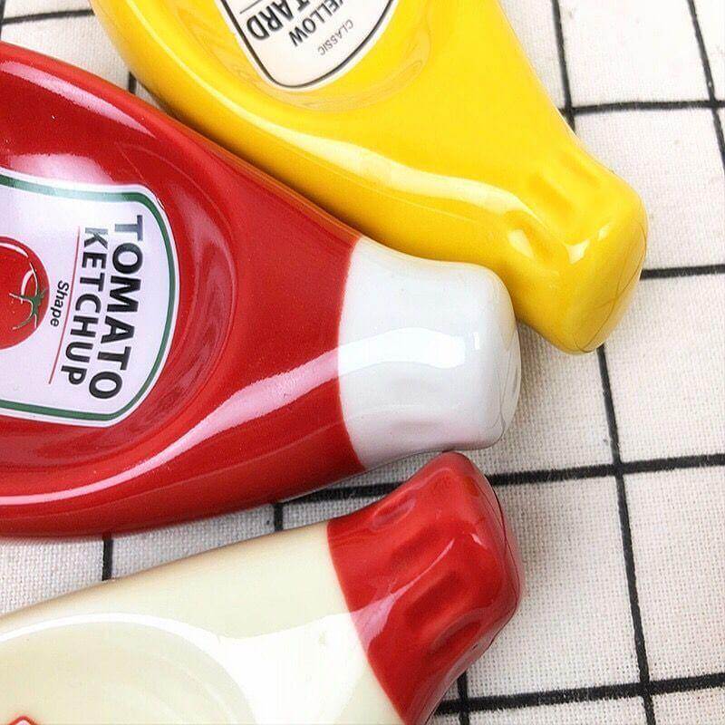 Ceramic Sauce Bottle Plate