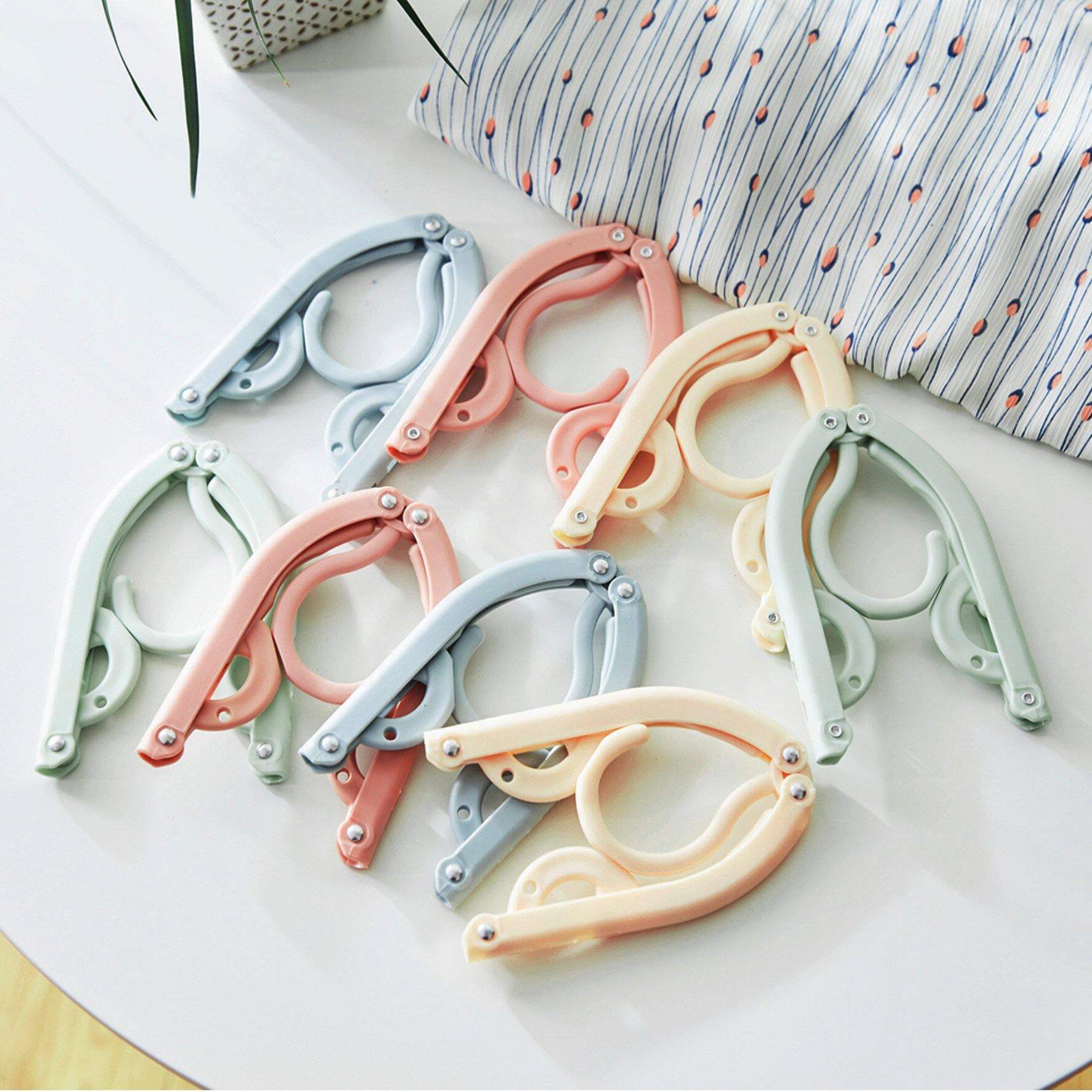 Foldable Magic Easy Travel Clothes Hanger