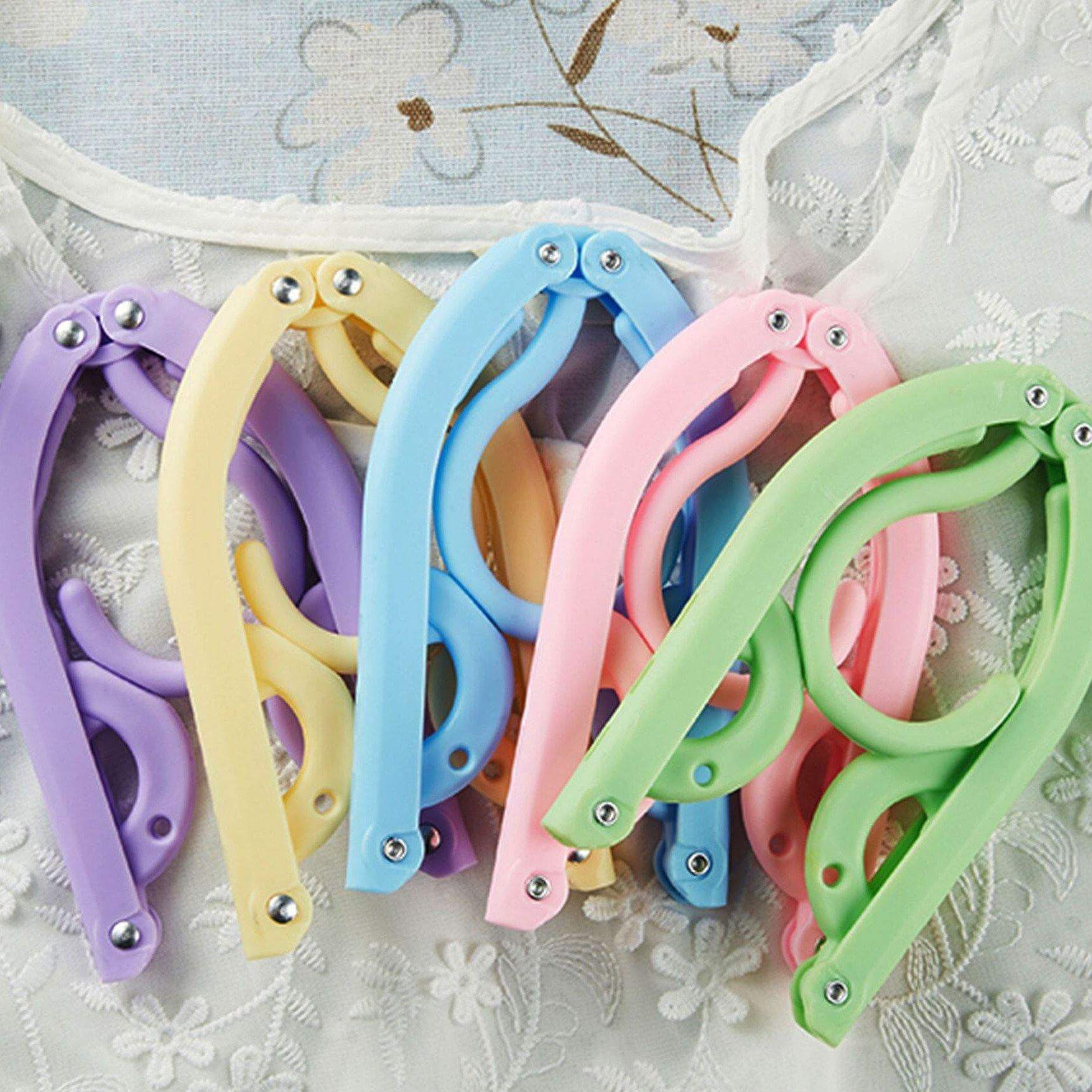 Foldable Magic Easy Travel Clothes Hanger