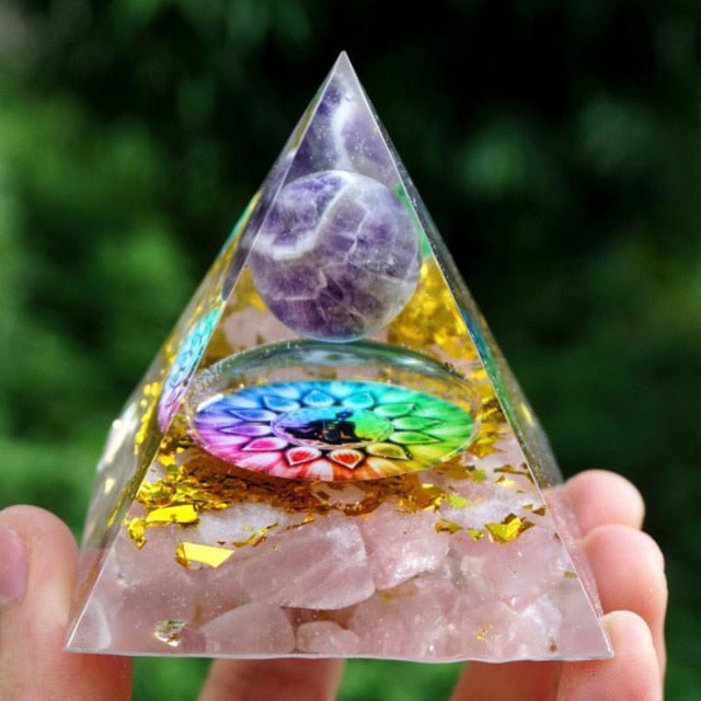 Creative Natural Crystal Universe Energy Pyramid